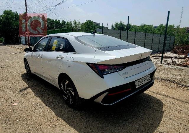 هیوندای ئەلەنترا